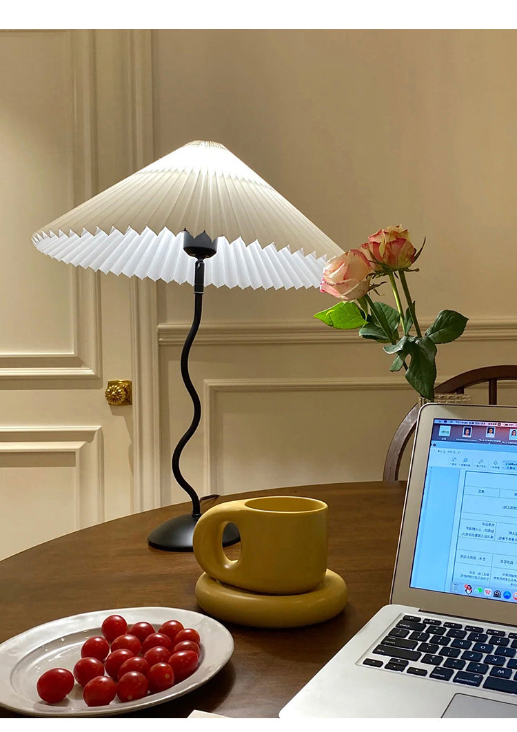 Lampe de table ondulée Toraris