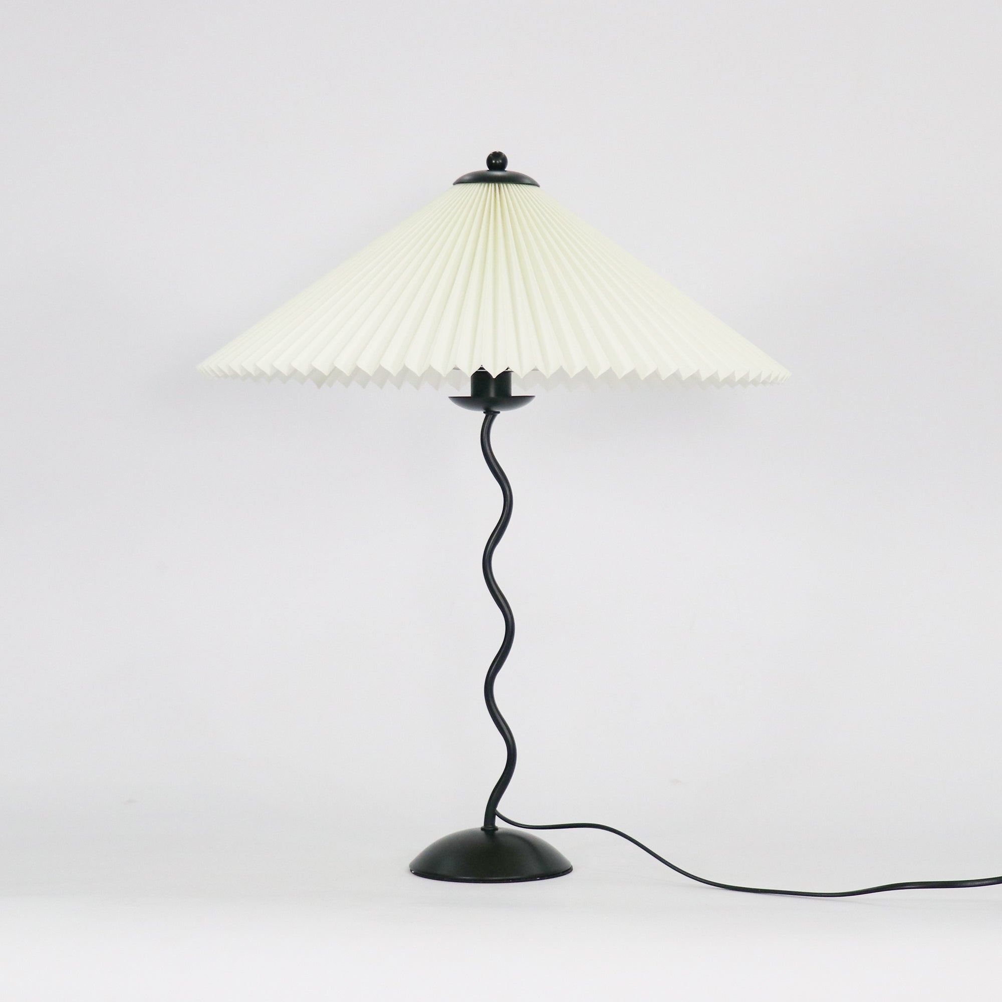 Lampe de table ondulée Toraris
