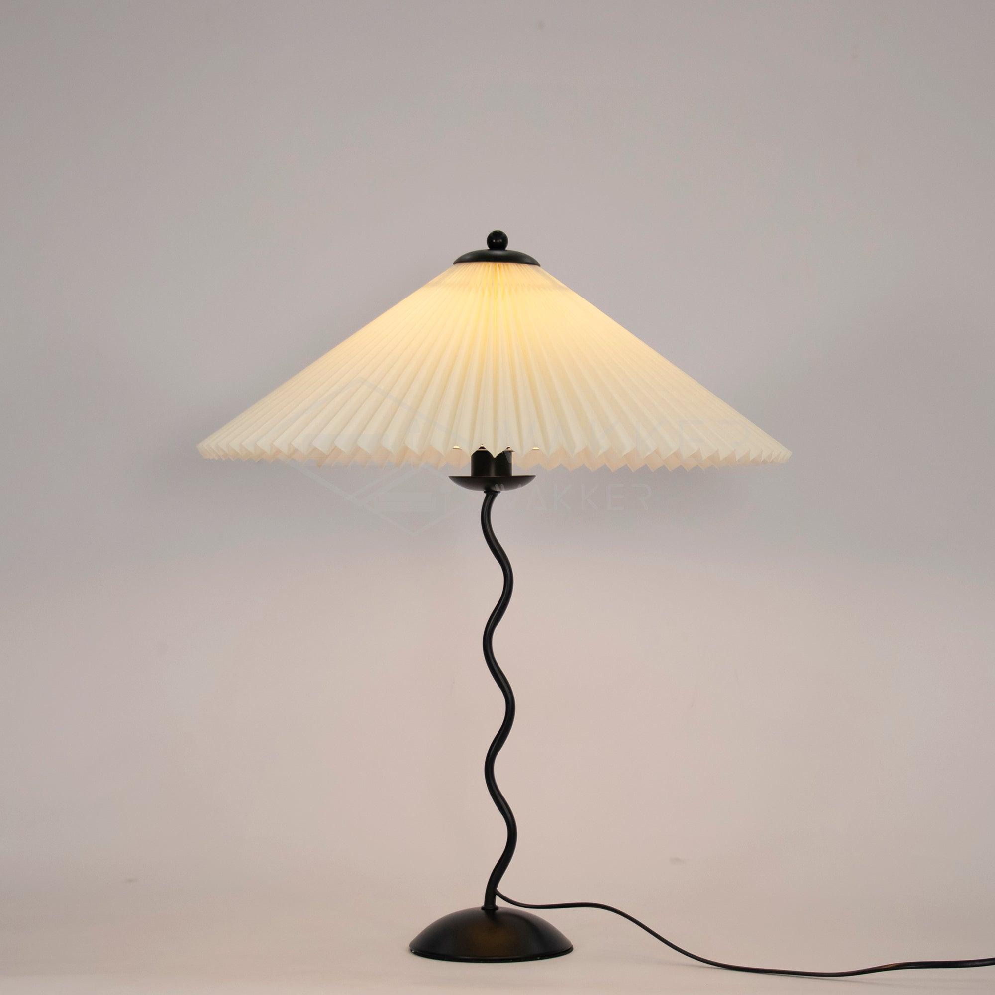 Lampe de table ondulée Toraris