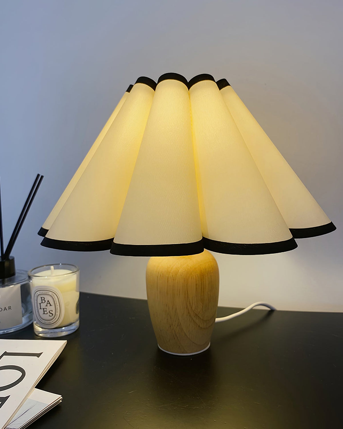 Lampe de table cannelée Almireco