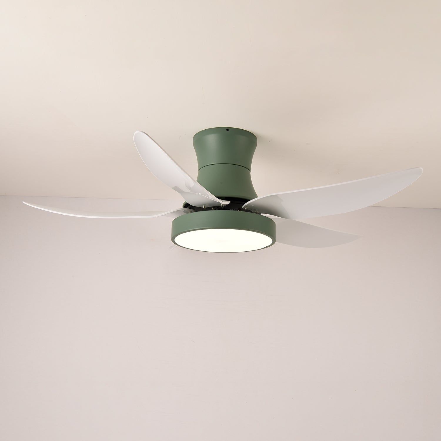 Ventilateur de plafond moderne Veerira