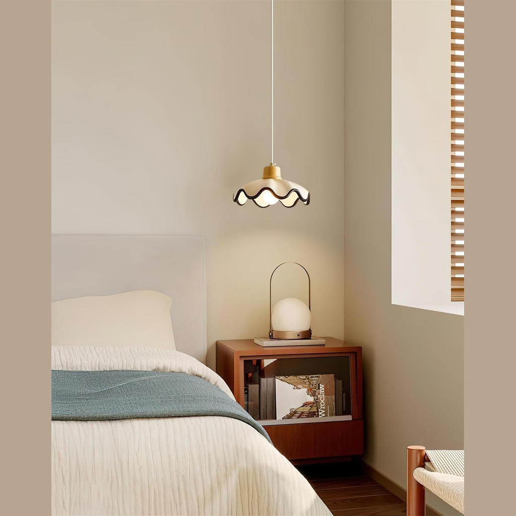Suspension festonnée Jaonévia