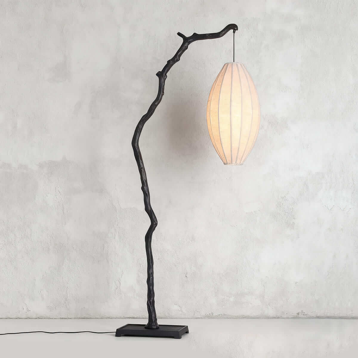 Lampadaire arborescent Kadorelléa