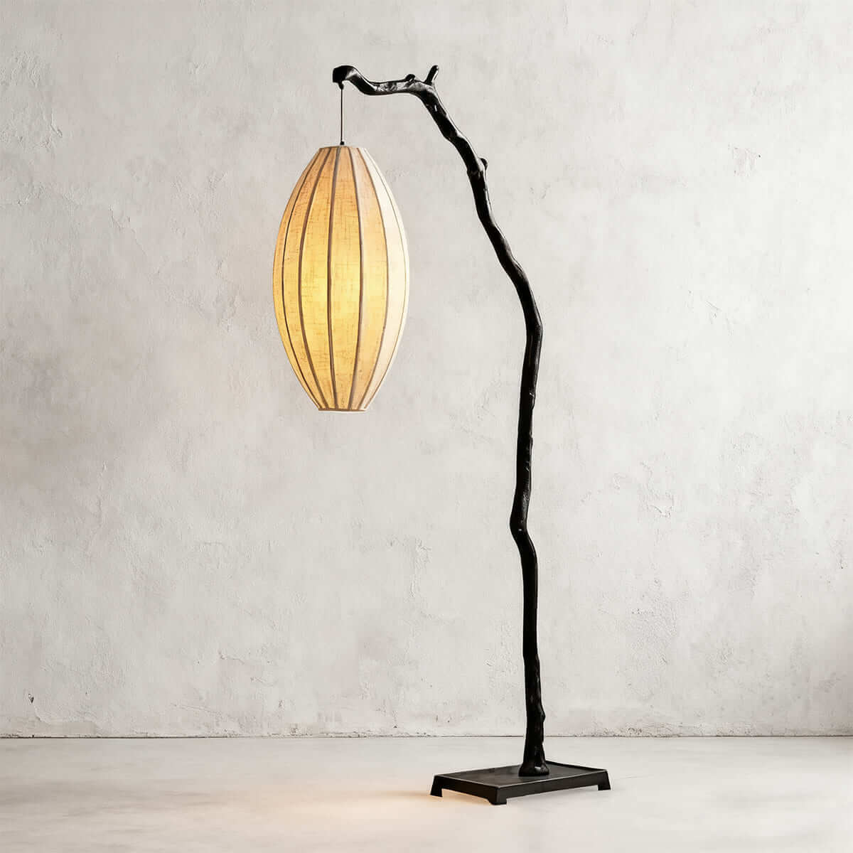 Lampadaire arborescent Kadorelléa