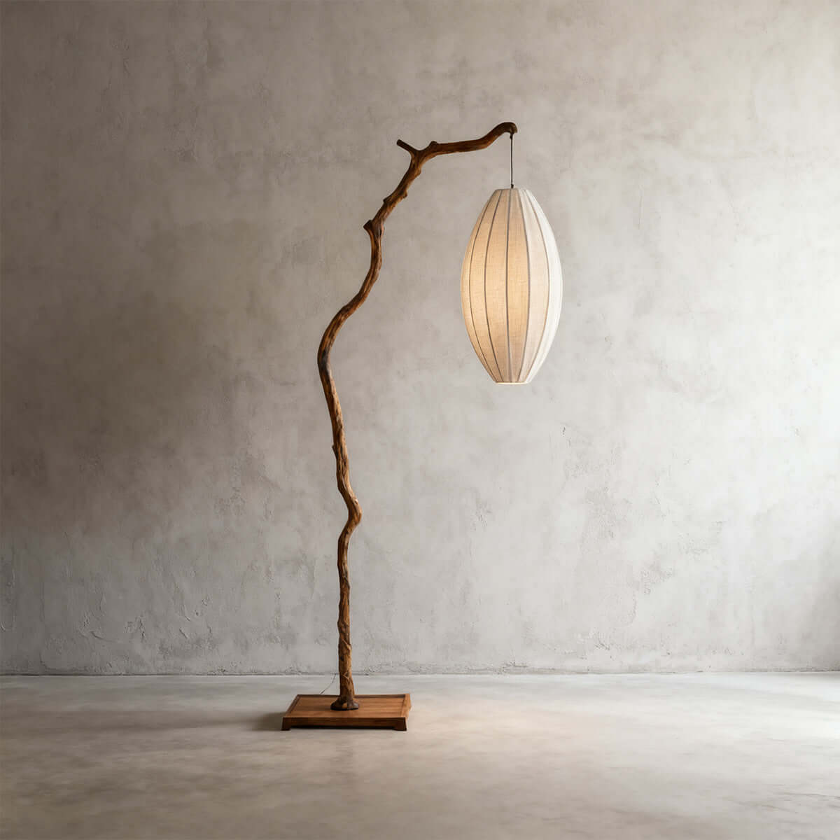Lampadaire arborescent Kadorelléa