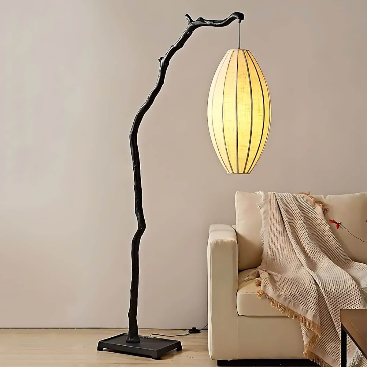 Lampadaire arborescent Kadorelléa